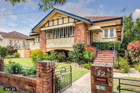 32 Doughty Ave, Holland Park West, QLD 4121