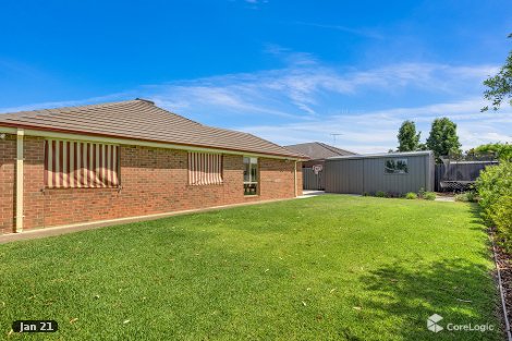 10 Dartmouth Ct, Manor Lakes, VIC 3024