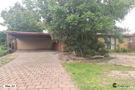 8 Wollaston Pl, Stirling, ACT 2611