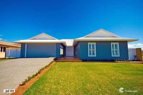 44 Red Emperor Way, Lammermoor, QLD 4703