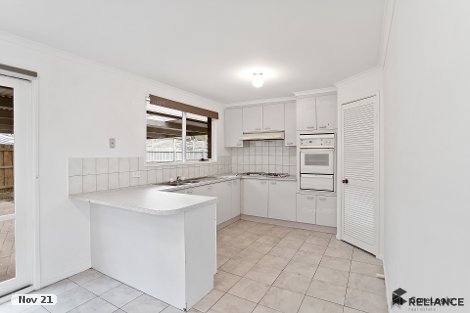 28 Smoult Dr, Kurunjang, VIC 3337