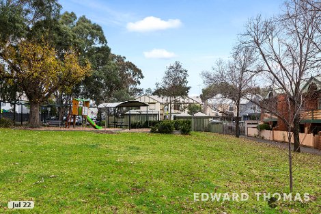 9 Liddy Walk, Kensington, VIC 3031