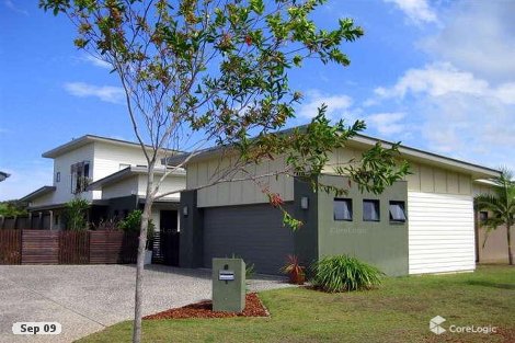 2/8 Deborah Cl, Mudjimba, QLD 4564