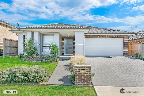 31 Burringoa Cres, Colebee, NSW 2761