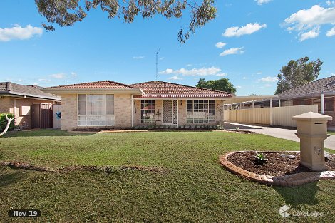 17 Watkins Cres, Currans Hill, NSW 2567