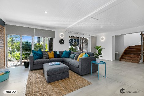 3/8 Crank St, Sunshine Beach, QLD 4567