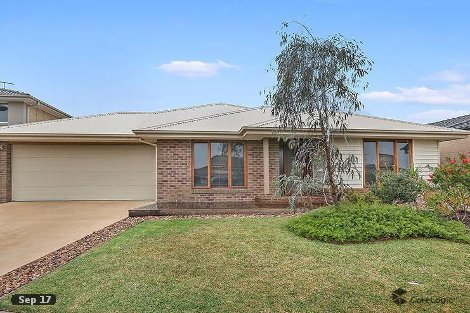 33 Wild Oak Ave, Armstrong Creek, VIC 3217