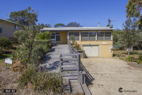 22 Marina Dr, Loch Sport, VIC 3851