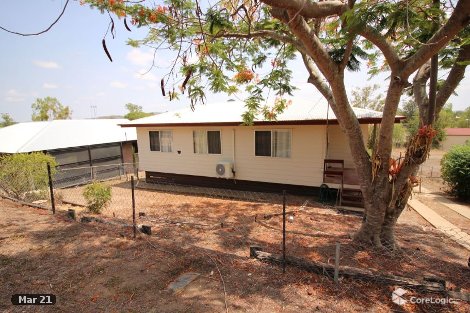 43 Porter St, Gayndah, QLD 4625