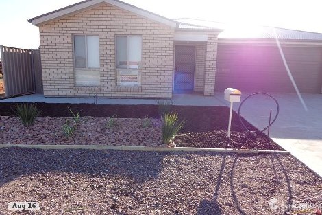 4 Warnes Ave, Whyalla Jenkins, SA 5609