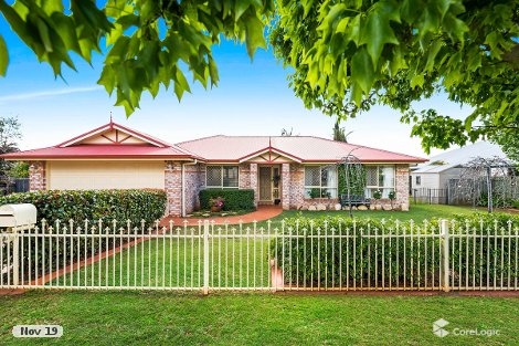 17 Fadden Cres, Middle Ridge, QLD 4350