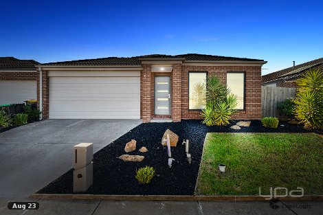 42 Toolern Waters Dr, Weir Views, VIC 3338