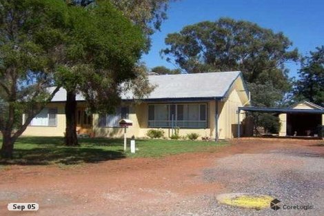 22 Long St, Trundle, NSW 2875