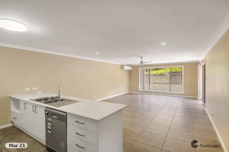 2/24 Alpine Ct, Cranley, QLD 4350