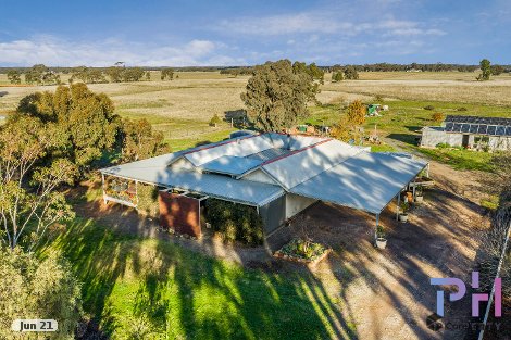 140 Reillys Rd, Neilborough, VIC 3570