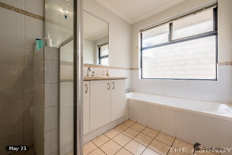 250c Place Rd, Wonthella, WA 6530