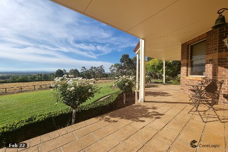 20 Summit Dr, Mickleham, VIC 3064