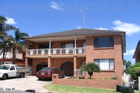 10 Stewart Pl, Barrack Heights, NSW 2528