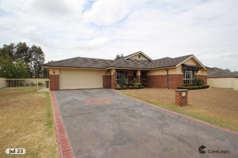 24 The Grove, Hunterview, NSW 2330