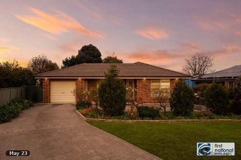 13 Peacock St, Eglinton, NSW 2795