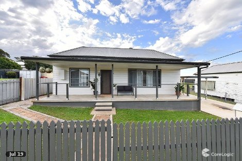 11 Maitland St, Abermain, NSW 2326