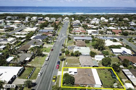 22 Minkara St, Warana, QLD 4575