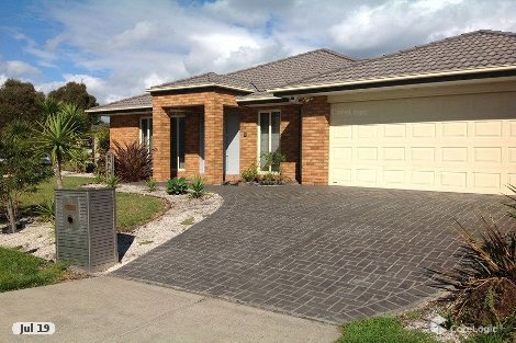 31 Tyrrell Tce, Waterways, VIC 3195