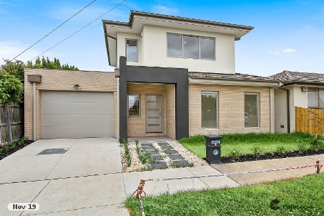 18a Neasham Dr, Dandenong North, VIC 3175