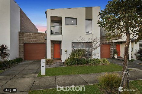 11 Paragon Way, Waterways, VIC 3195