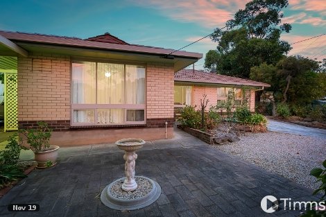 2 Arnold Dr, Hackham, SA 5163