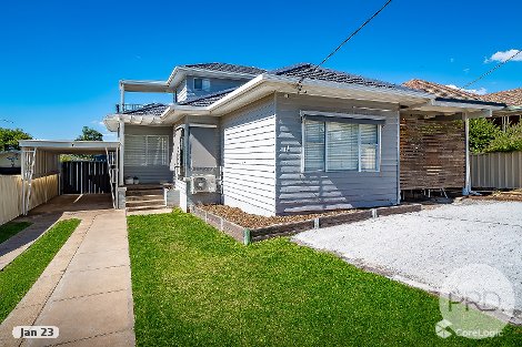 11 Fernleigh Rd, Turvey Park, NSW 2650