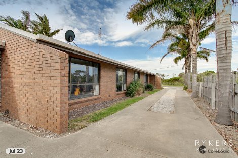 2/15 Merrangbaur St, Lakes Entrance, VIC 3909