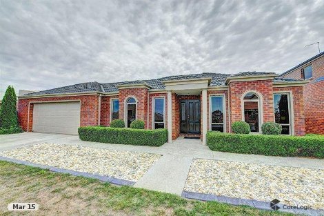 8 St Chester Ave, Lake Gardens, VIC 3355