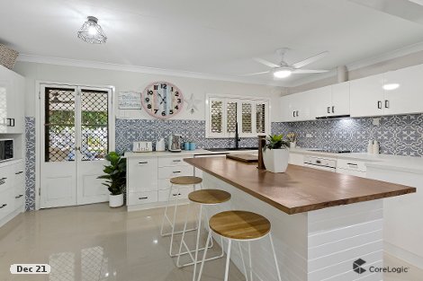 17 Oleander St, Holloways Beach, QLD 4878