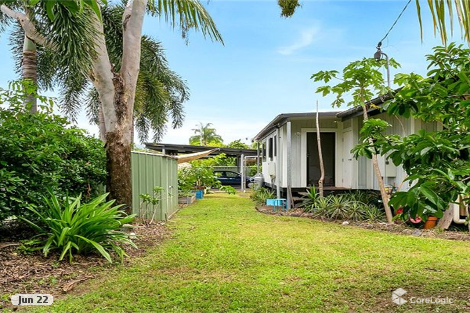 121 Oleander St, Holloways Beach, QLD 4878