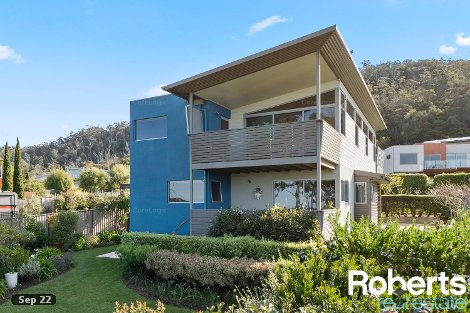 138 Tasman Hwy, Bicheno, TAS 7215