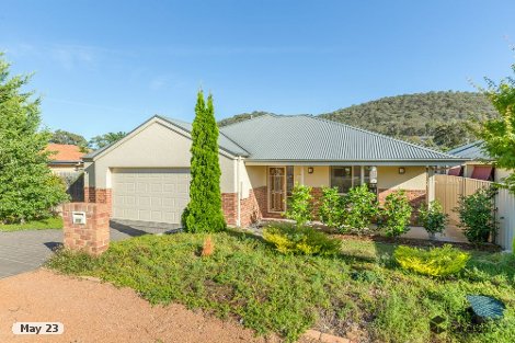 216 Halloran Dr, Jerrabomberra, NSW 2619