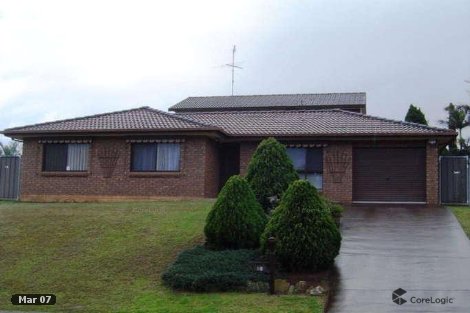 11 Gambia St, Kearns, NSW 2558