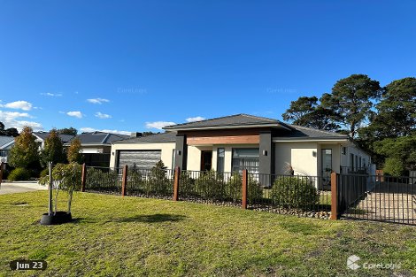 69 Rangeview Dr, Riddells Creek, VIC 3431