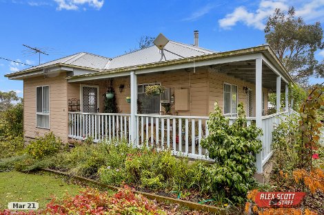 33 Nyora Rd, Poowong, VIC 3988