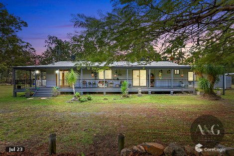 180 Philip Dr, Teddington, QLD 4650