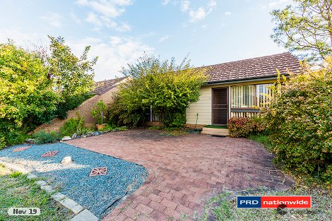 32 Warring Pl, Giralang, ACT 2617