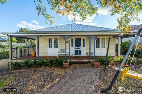 25 Bee Farm Rd, Springwood, NSW 2777