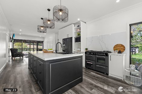 165 Shelton Rd, Pakenham Upper, VIC 3810