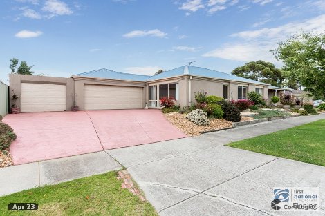 5 Greenock Cres, Cranbourne East, VIC 3977