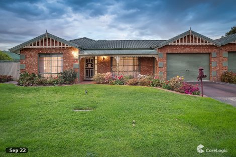 6a Hyde Park Walk, Mooroolbark, VIC 3138