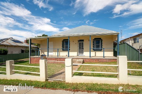 30 Riddell St, Molong, NSW 2866