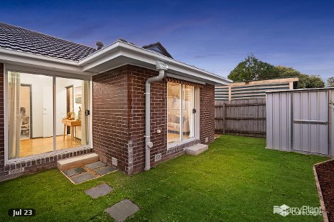 2 Mountfield Rd, Kilsyth, VIC 3137