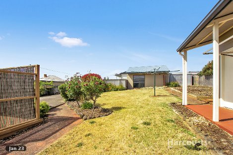 17 Linton St, Upper Burnie, TAS 7320