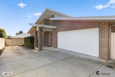 2/4 Mulberrygong Ct, Gobbagombalin, NSW 2650